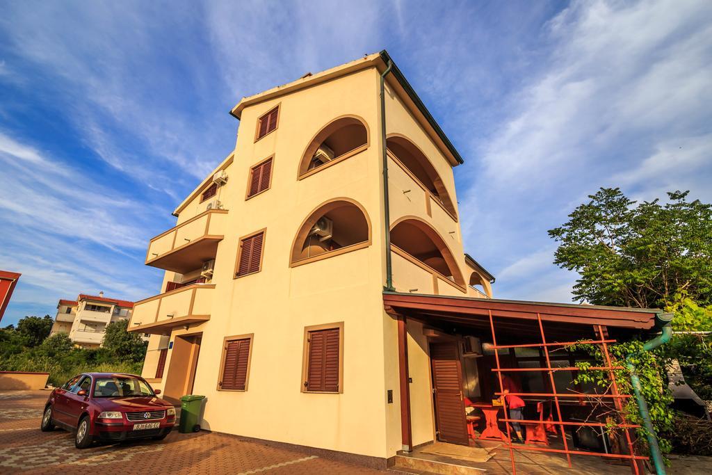 Apartments Dario Novalja Exterior photo