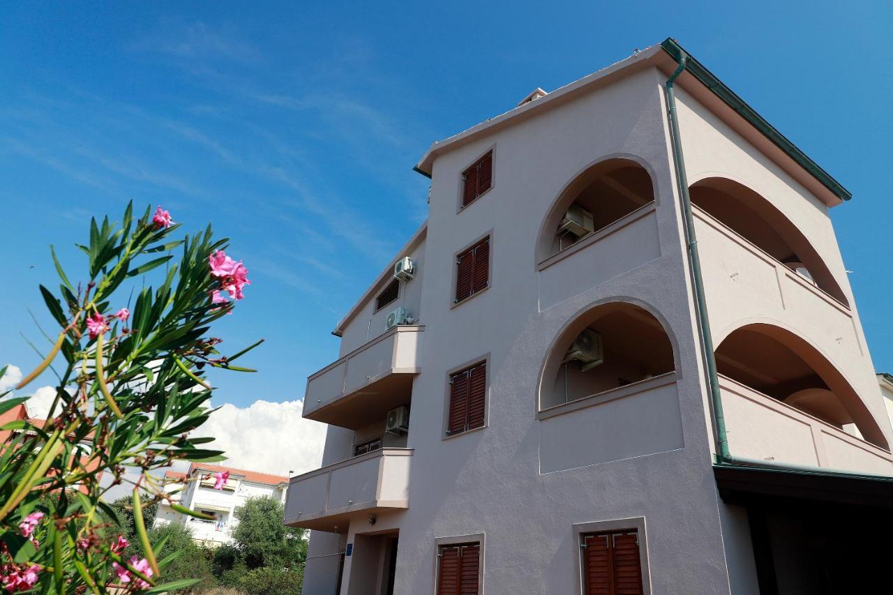 Apartments Dario Novalja Exterior photo