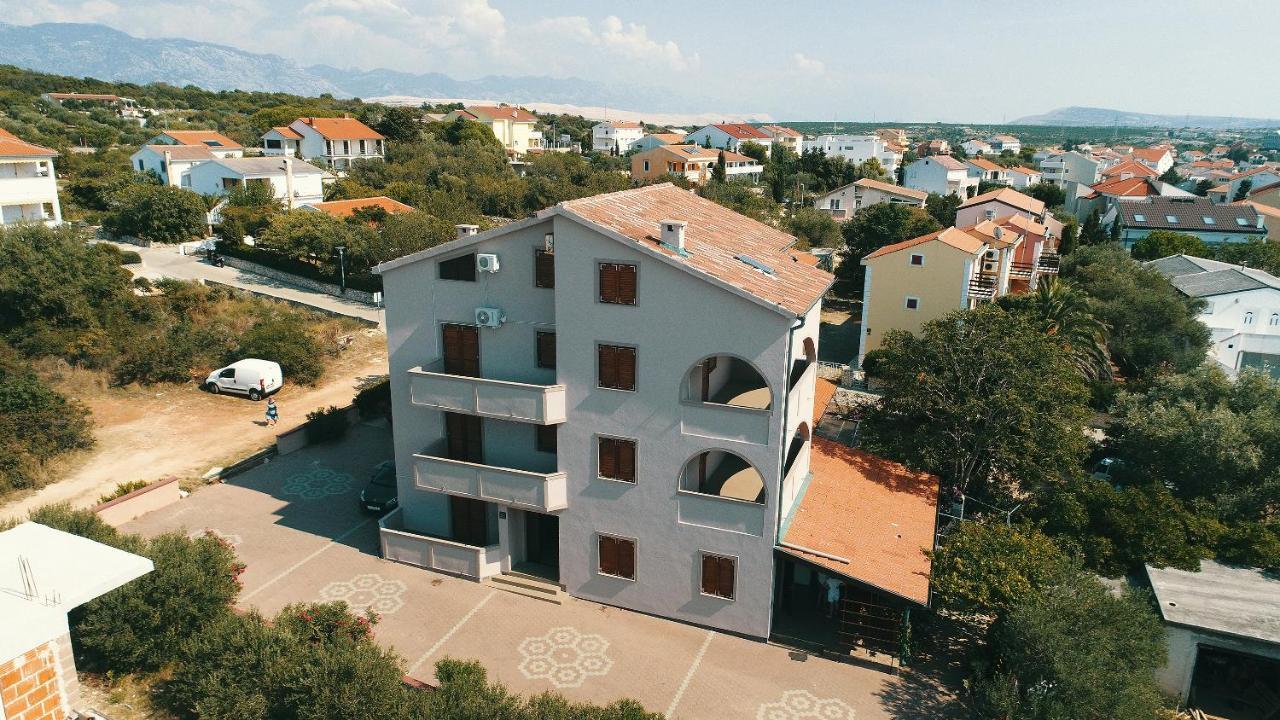 Apartments Dario Novalja Exterior photo